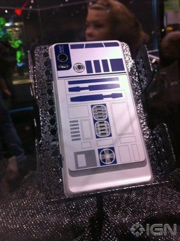 motorola-droid-2-r2-d2-edition-revealed-20100813113851600_640w.jpg